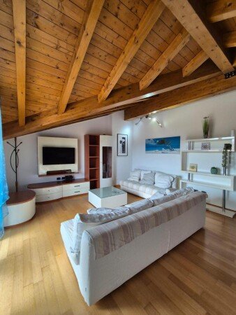 Casa 2 camere, con aria condizionata