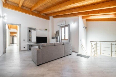 Casa 3 camere, con aria condizionata