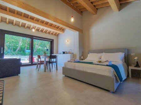 Bed and breakfast 5 ospiti, con piscina