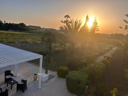 Villa 2 camere, con giardino