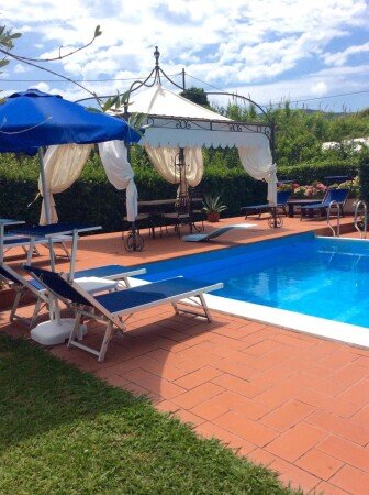 Bed and breakfast 2 ospiti, con piscina