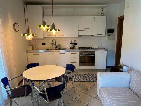 Appartamento 1 camera, con giardino