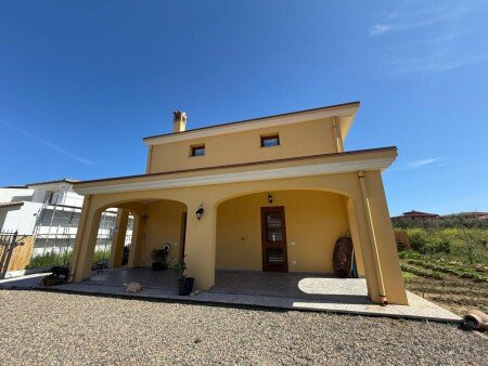 Bed and breakfast 1 camera, con giardino