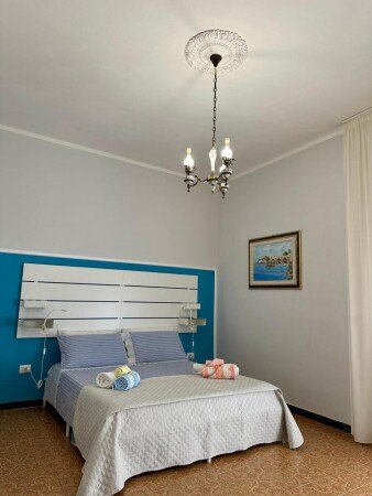 Casa 2 camere, con giardino