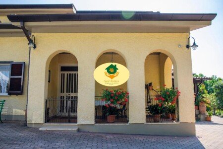 Casa 2 camere, con piscina