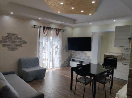 Appartamento 1 camera, con aria condizionata