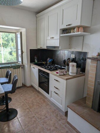 Casa 2 camere, con giardino