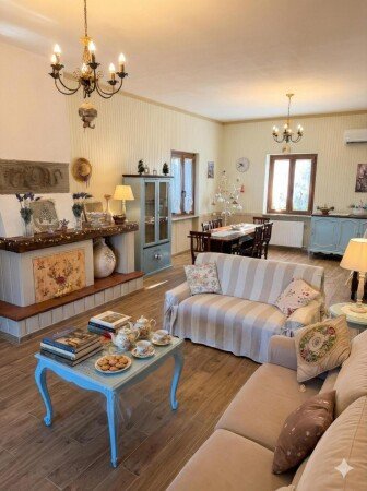 Villa 3 camere, con giardino