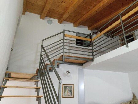 Casa 1 camera, con giardino