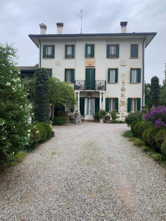 Bed and breakfast 4 ospiti, con giardino