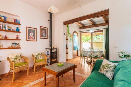 Casa 2 camere, con giardino