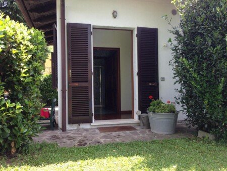 Appartamento 1 camera, con giardino