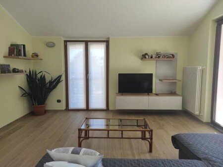 Appartamento 3 camere, con giardino