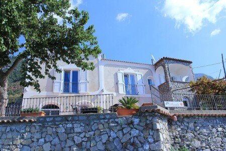 Bed and breakfast 4 ospiti, con giardino