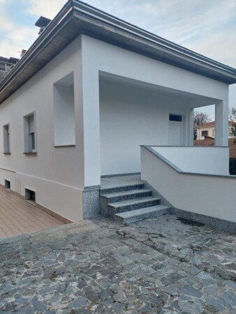 Villa 3 camere, con aria condizionata