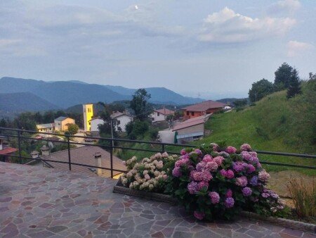 Casa 2 camere, con giardino