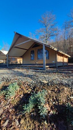 Alloggio strano 4 ospiti, con giardino