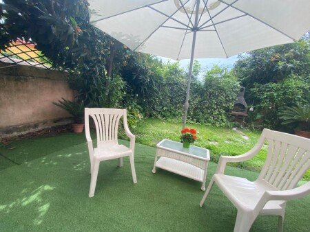 Appartamento 1 camera, con giardino