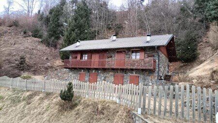 Casa 1 camera, con giardino