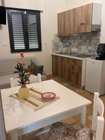 Appartamento 1 camera, con giardino