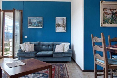 Casa 2 camere, con giardino