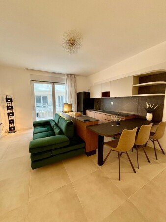 Appartamento 2 camere, con giardino