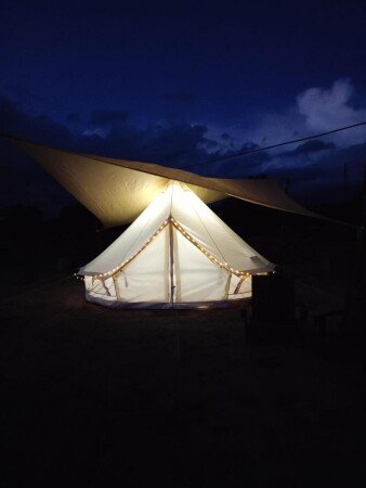 Camping / Mobil Home 1 chambre, avec jardin