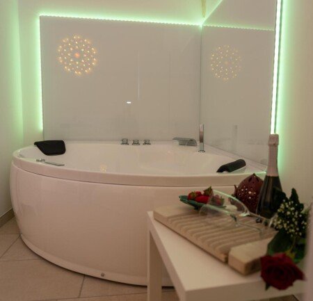 Bed and breakfast 1 camera, con idromassaggio