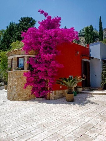 Villa 3 camere, con idromassaggio