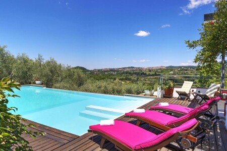 Villa 5 camere, con idromassaggio