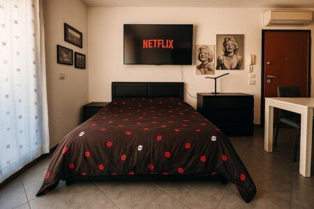 Casa 1 camera, con giardino