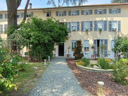 Bed and breakfast 6 ospiti, con giardino