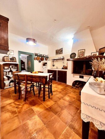 Casa 1 camera, con parcheggio