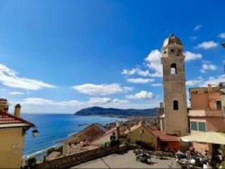 Casa 2 camere, con giardino