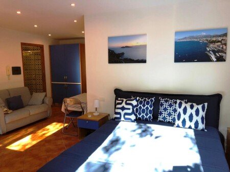 Casa 1 camera, con giardino