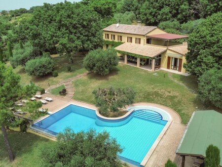 Villa 4 camere, con piscina