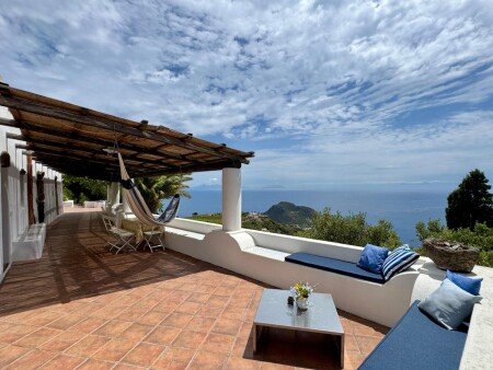 Villa 3 camere, con giardino