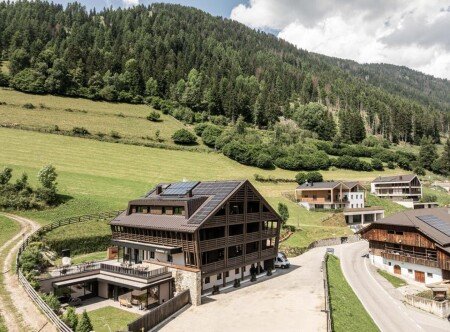 Hotel con giardino