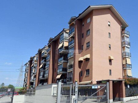 Appartamento 3 camere, con parcheggio