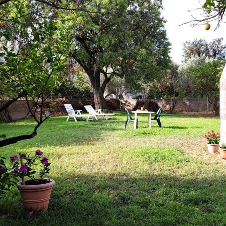 Appartamento 1 camera, con giardino