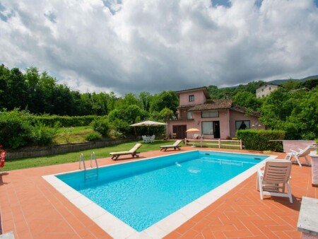 Casa 4 camere, con piscina