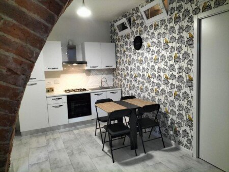 Casa 1 camera, con wifi