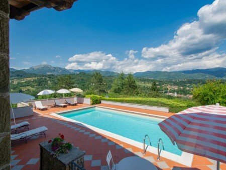 Casa 12 ospiti, con piscina