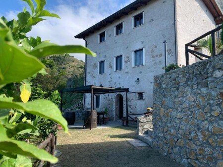 Bed and breakfast 3 ospiti, con giardino