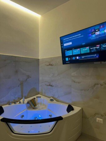 Bed and breakfast 2 camere, con idromassaggio