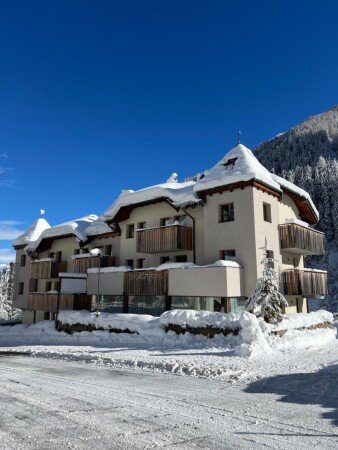 Aparthotel 12 ospiti, con idromassaggio