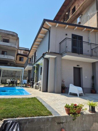 Casa 3 camere, con piscina