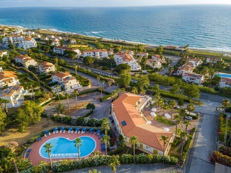 Aparthotel 5 ospiti, con piscina