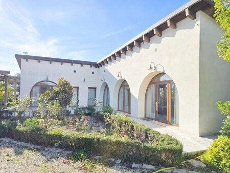 Bed and breakfast 9 ospiti, con piscina