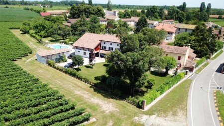 Aparthotel 6 ospiti, con piscina